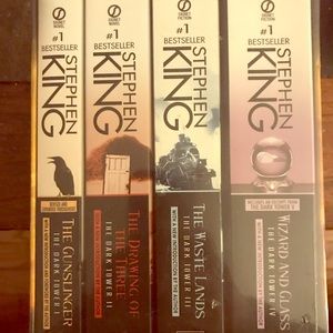 Stephen King’s Dark Tower Series 1-4